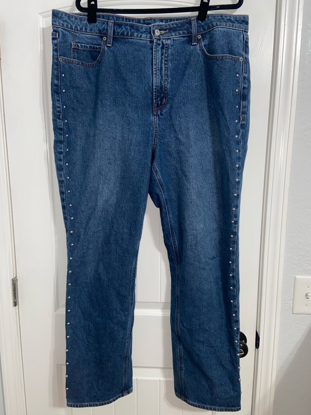 Old Navy Straight Jeans